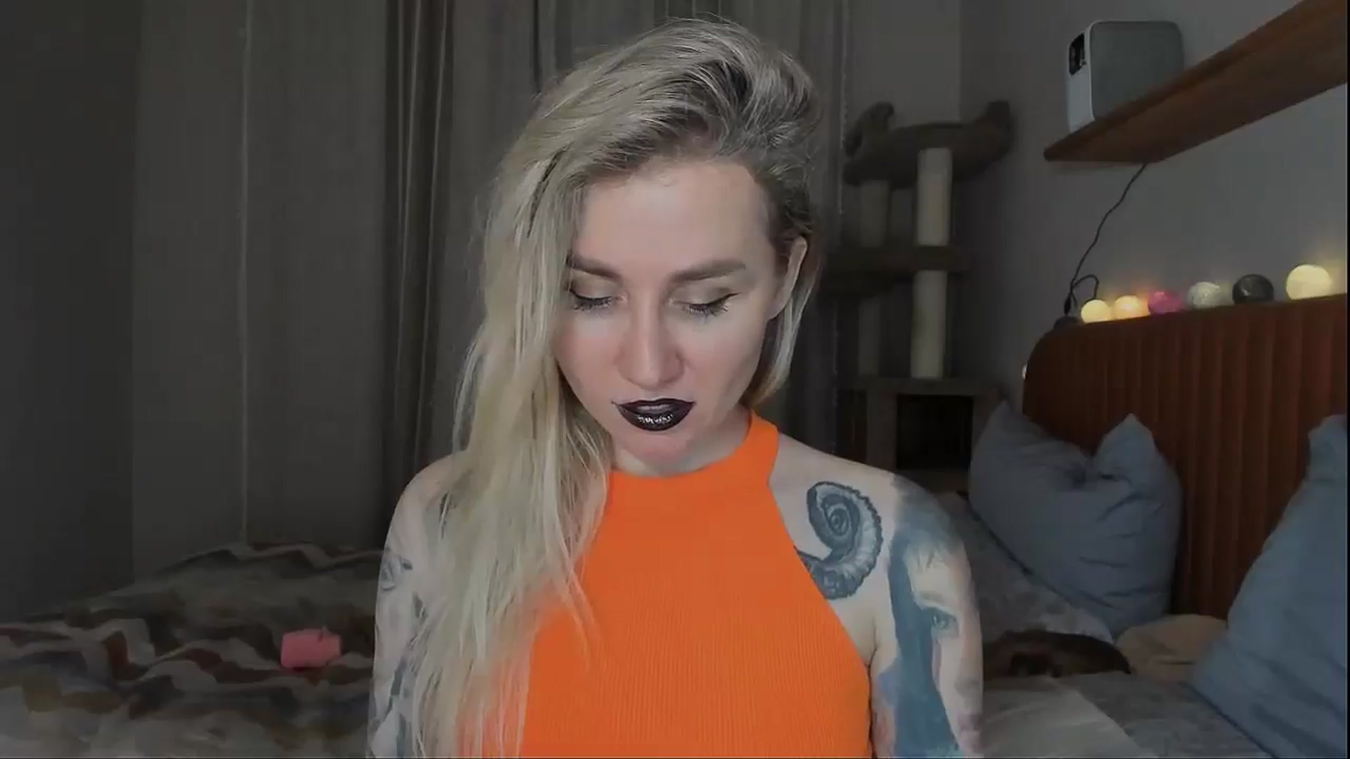 Gallery image thumbnail from Alexa_Smithhh's myfreecams stream on, 10/31/2025, 18:59 image 20 of 20