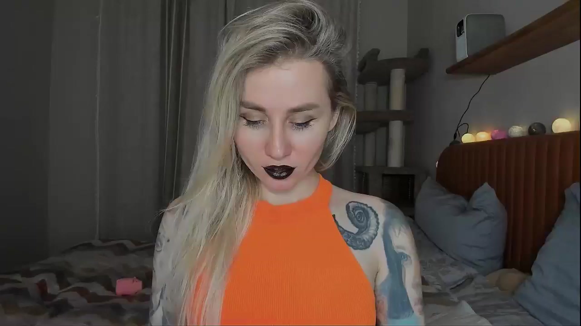 Gallery image thumbnail from Alexa_Smithhh's myfreecams stream on, 10/31/2025, 18:59 image 1 of 20