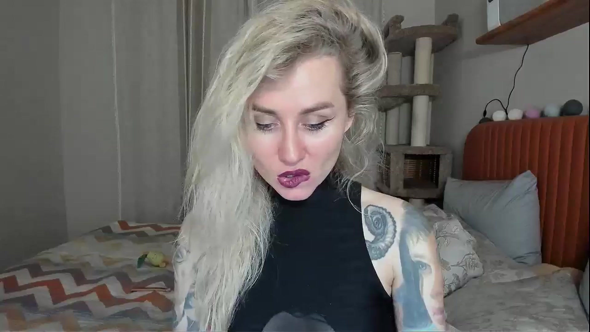 Gallery image thumbnail from Alexa_Smithhh's myfreecams stream on, 11/06/2025, 18:53 image 15 of 20