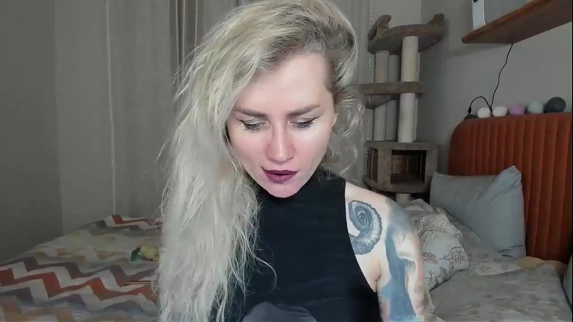 Gallery image thumbnail from Alexa_Smithhh's myfreecams stream on, 11/06/2025, 18:53 image 12 of 20