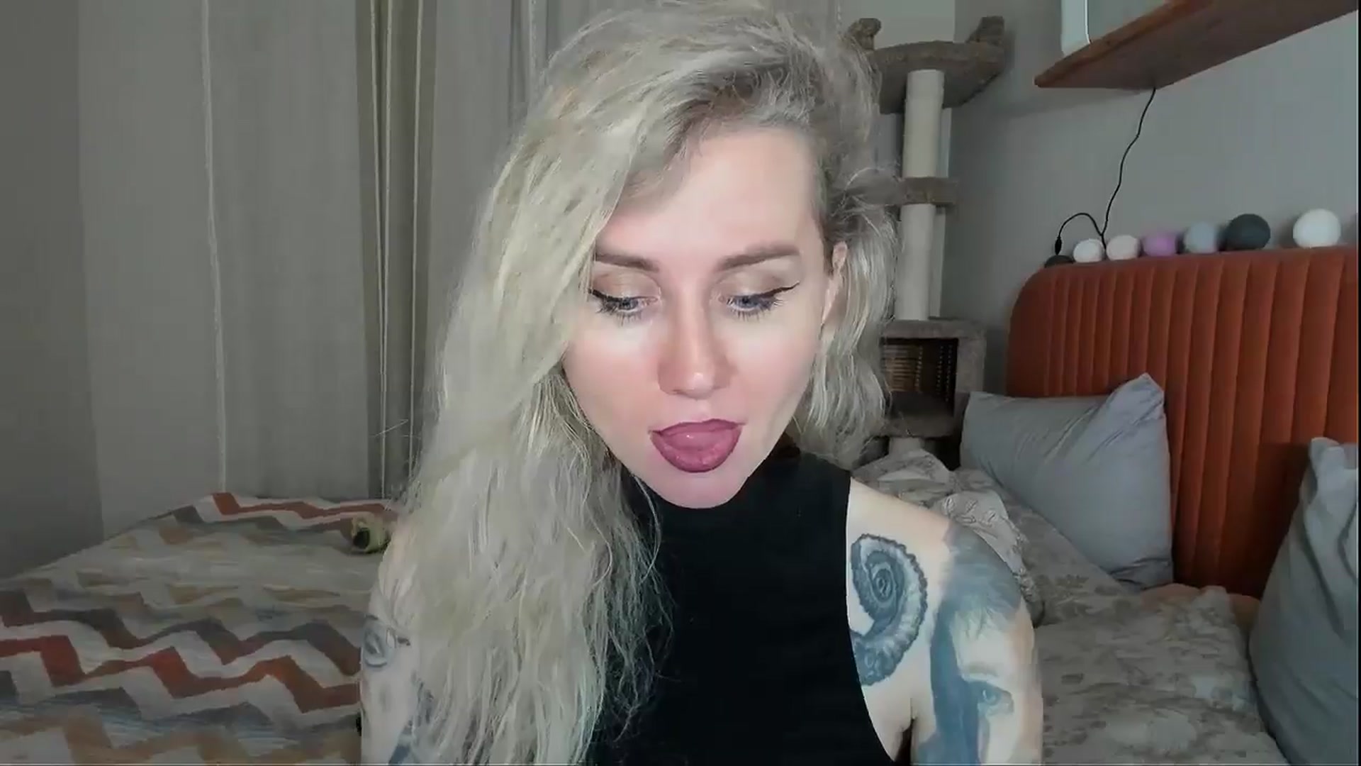 Gallery image thumbnail from Alexa_Smithhh's myfreecams stream on, 11/06/2025, 20:50 image 9 of 20