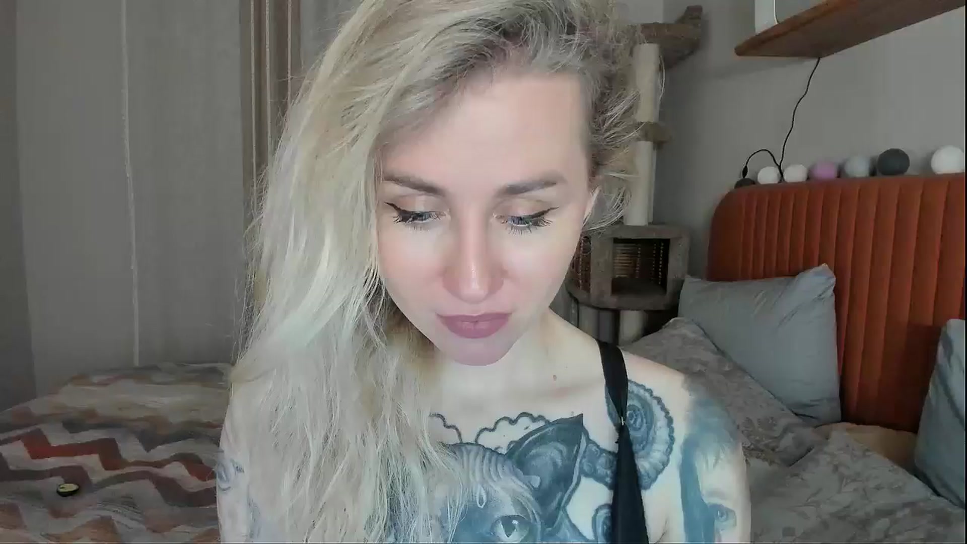 Gallery image thumbnail from Alexa_Smithhh's myfreecams stream on, 11/07/2025, 21:00 image 1 of 20