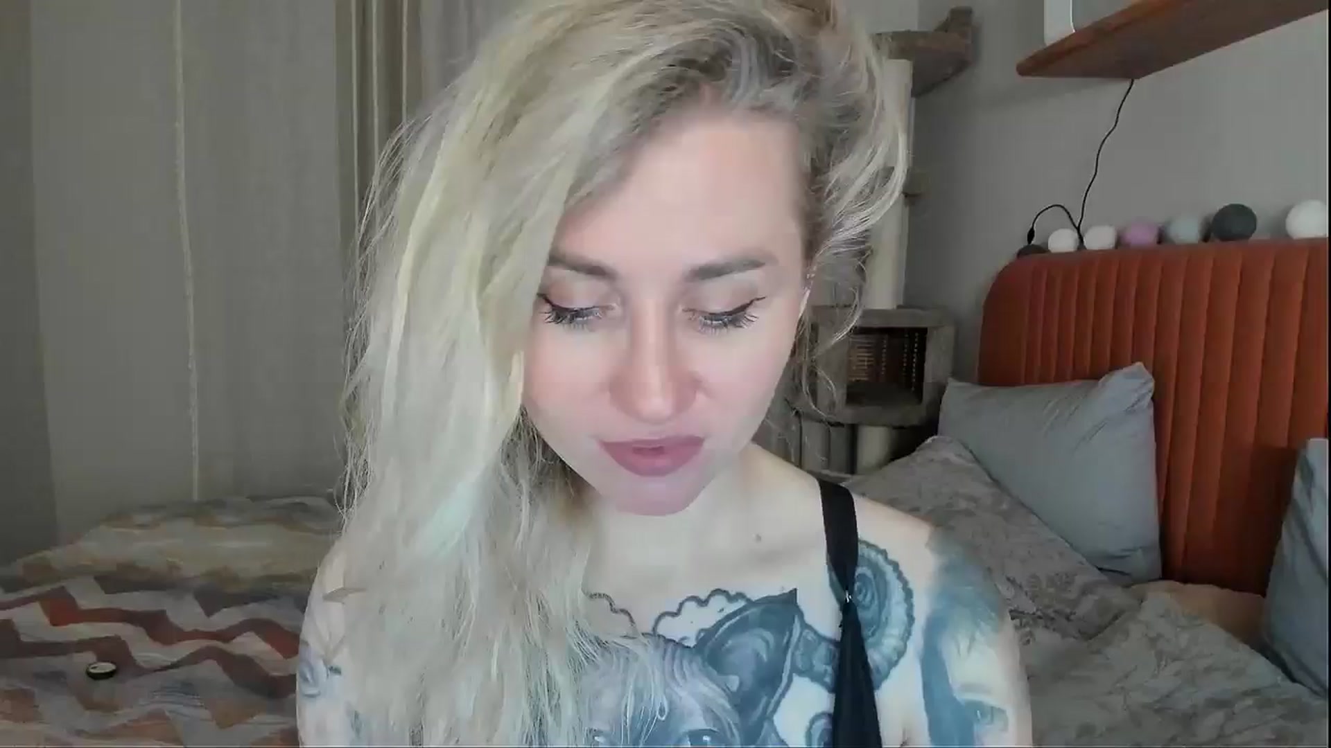 Gallery image thumbnail from Alexa_Smithhh's myfreecams stream on, 11/07/2025, 21:00 image 3 of 20