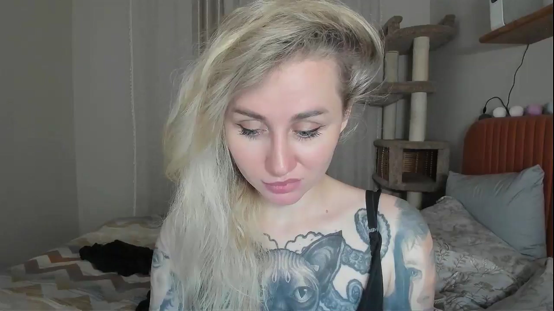 Gallery image thumbnail from Alexa_Smithhh's myfreecams stream on, 11/07/2025, 21:00 image 16 of 20