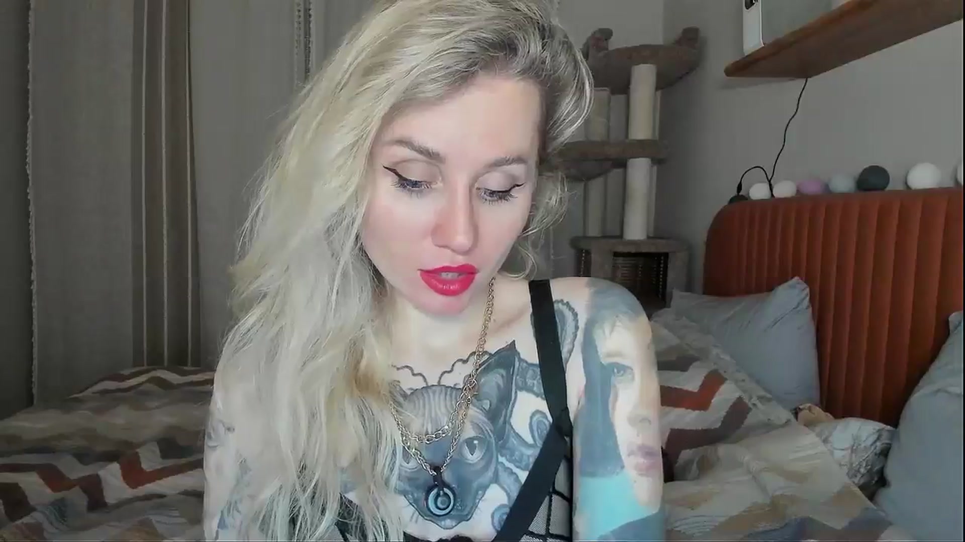 Gallery image thumbnail from Alexa_Smithhh's myfreecams stream on, 11/10/2025, 17:52 image 3 of 20