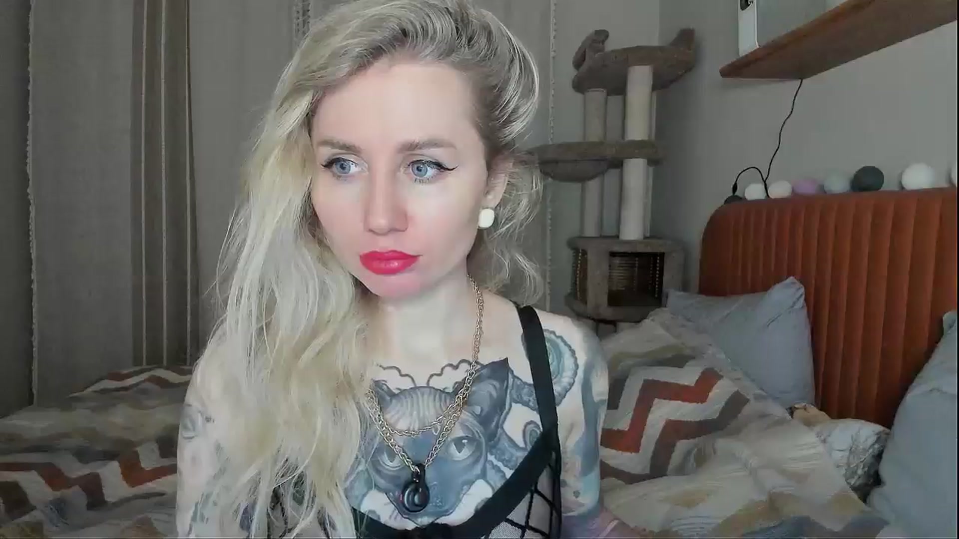 Gallery image thumbnail from Alexa_Smithhh's myfreecams stream on, 11/10/2025, 17:52 image 20 of 20