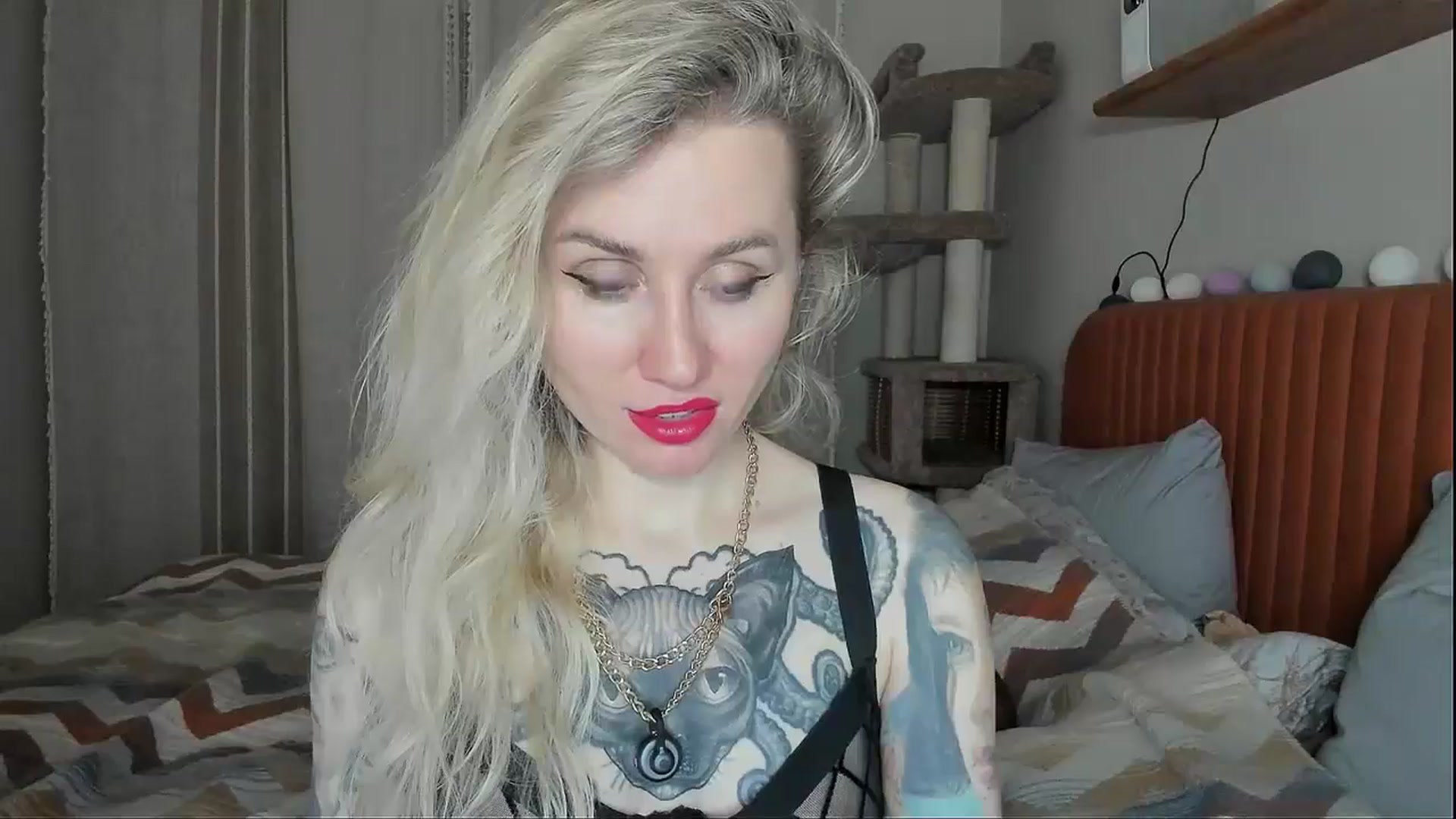 Gallery image thumbnail from Alexa_Smithhh's myfreecams stream on, 11/10/2025, 17:52 image 4 of 20