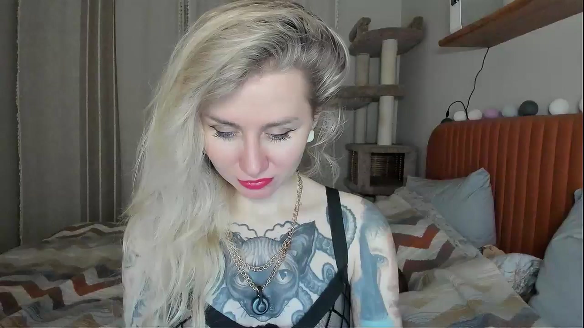 Gallery image thumbnail from Alexa_Smithhh's myfreecams stream on, 11/10/2025, 17:52 image 8 of 20