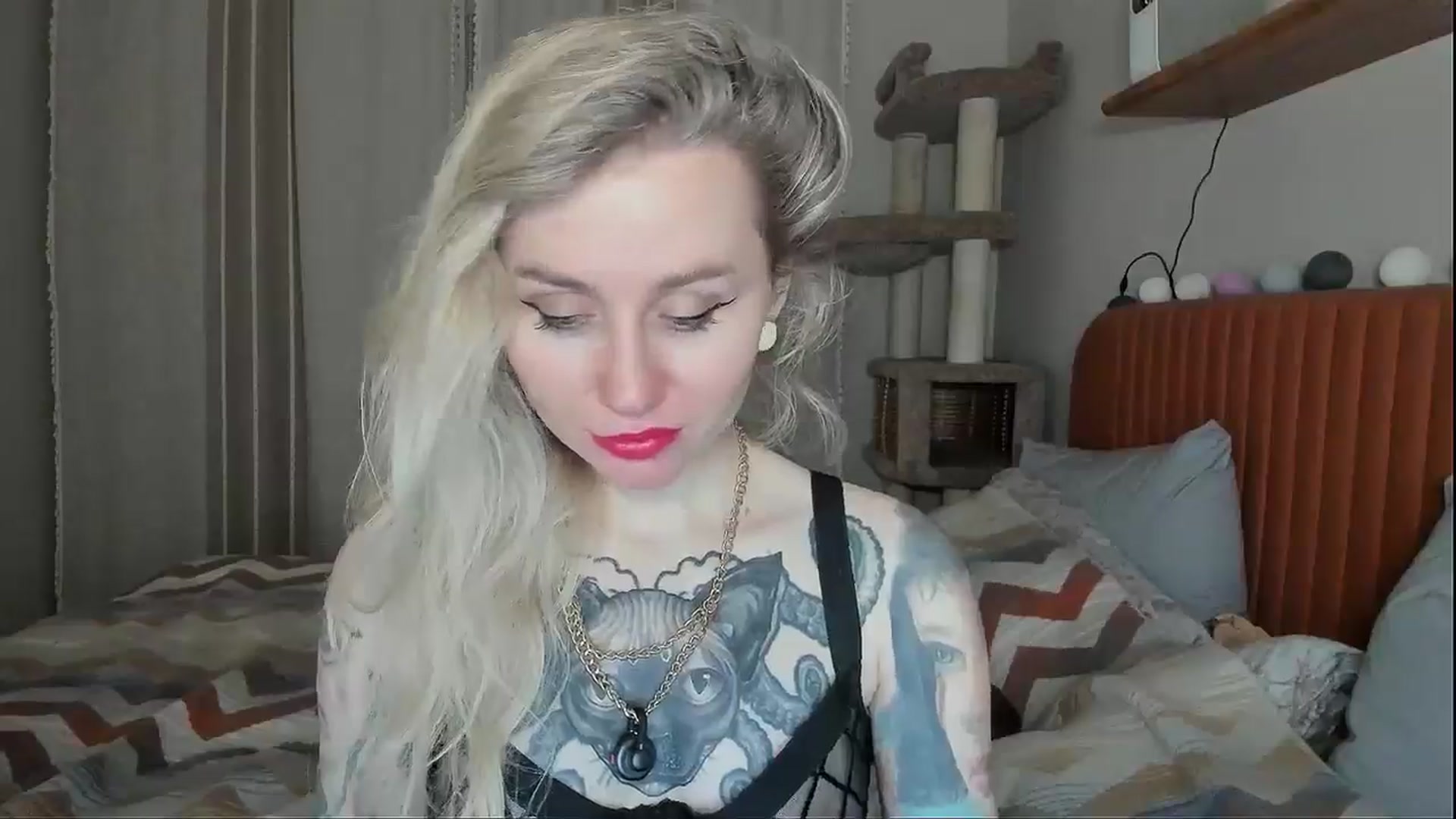 Gallery image thumbnail from Alexa_Smithhh's myfreecams stream on, 11/10/2025, 17:52 image 18 of 20