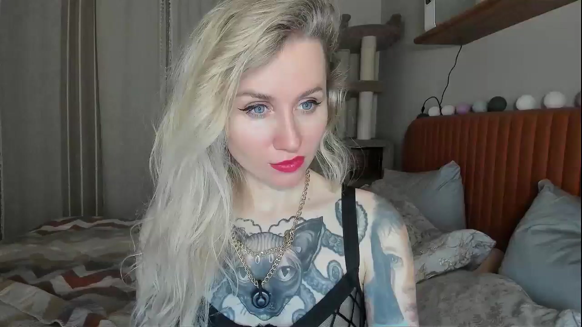 Gallery image thumbnail from Alexa_Smithhh's myfreecams stream on, 11/10/2025, 18:51 image 12 of 20