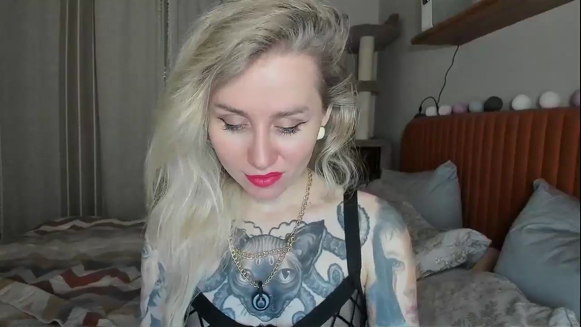 Gallery image thumbnail from Alexa_Smithhh's myfreecams stream on, 11/10/2025, 18:51 image 18 of 20