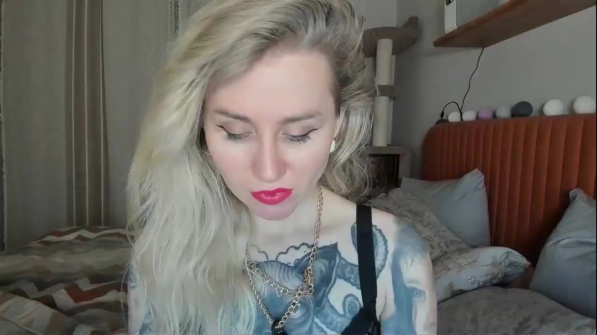 Gallery image thumbnail from Alexa_Smithhh's myfreecams stream on, 11/10/2025, 18:51 image 1 of 20