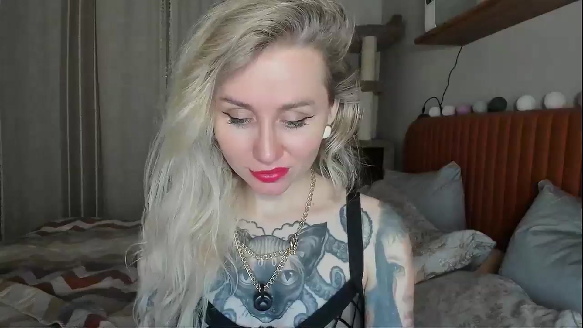 Gallery image thumbnail from Alexa_Smithhh's myfreecams stream on, 11/10/2025, 18:51 image 13 of 20