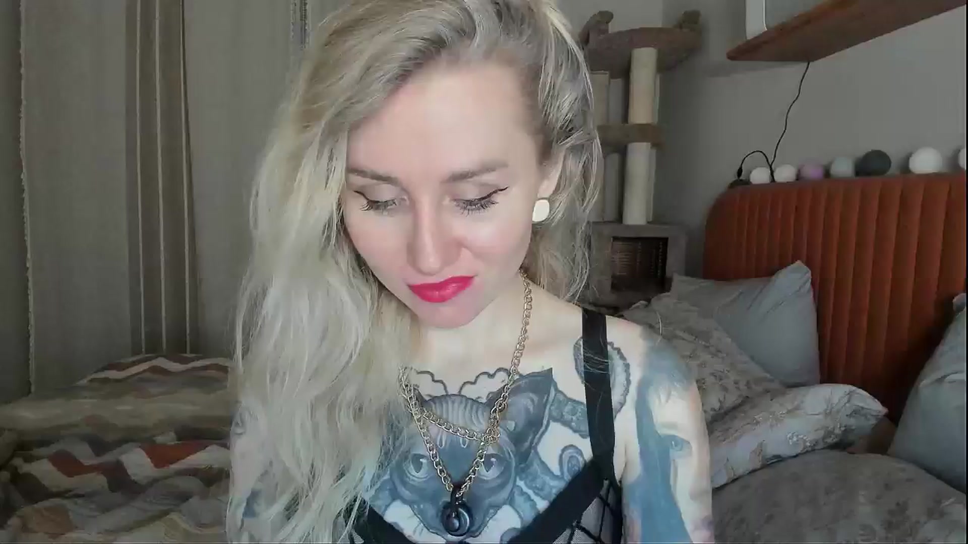 Gallery image thumbnail from Alexa_Smithhh's myfreecams stream on, 11/10/2025, 19:15 image 19 of 20