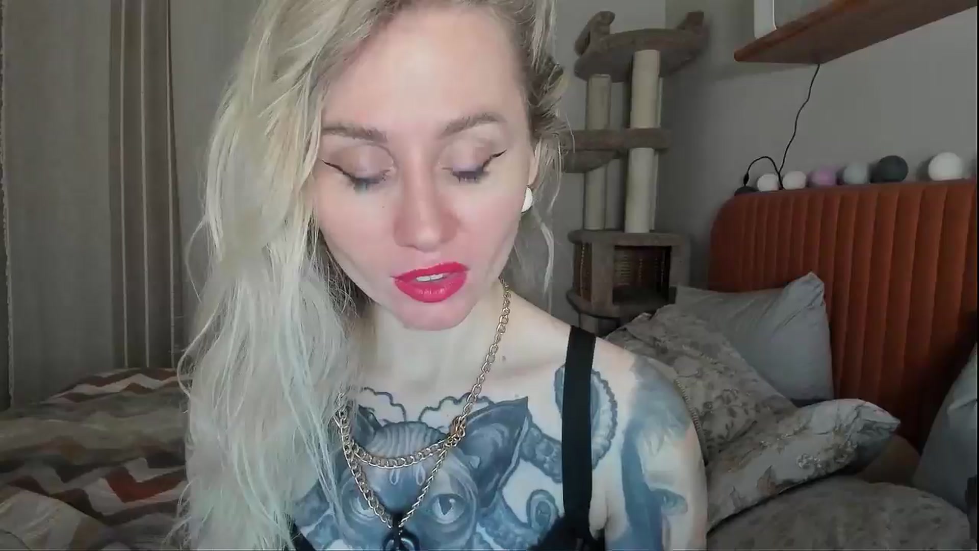 Gallery image thumbnail from Alexa_Smithhh's myfreecams stream on, 11/10/2025, 19:15 image 7 of 20