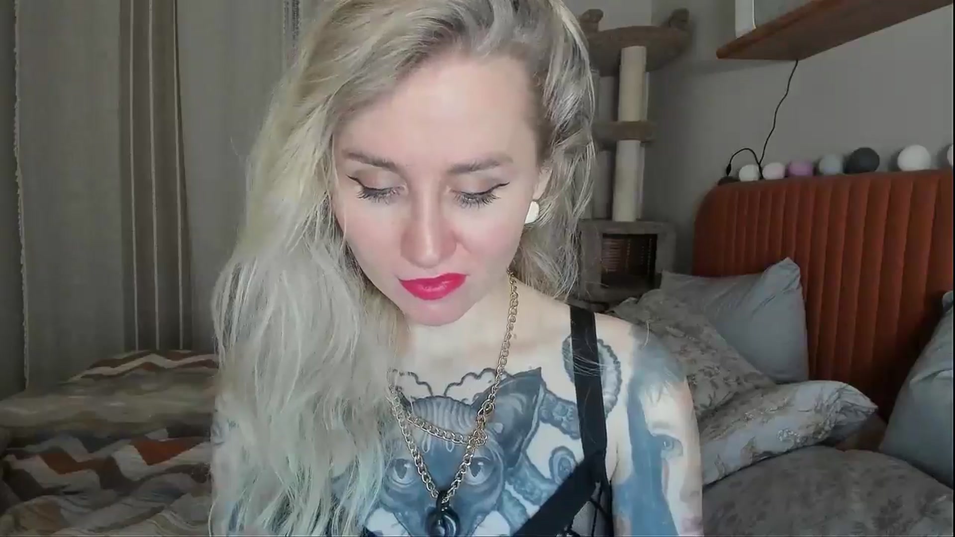 Gallery image thumbnail from Alexa_Smithhh's myfreecams stream on, 11/10/2025, 19:15 image 20 of 20