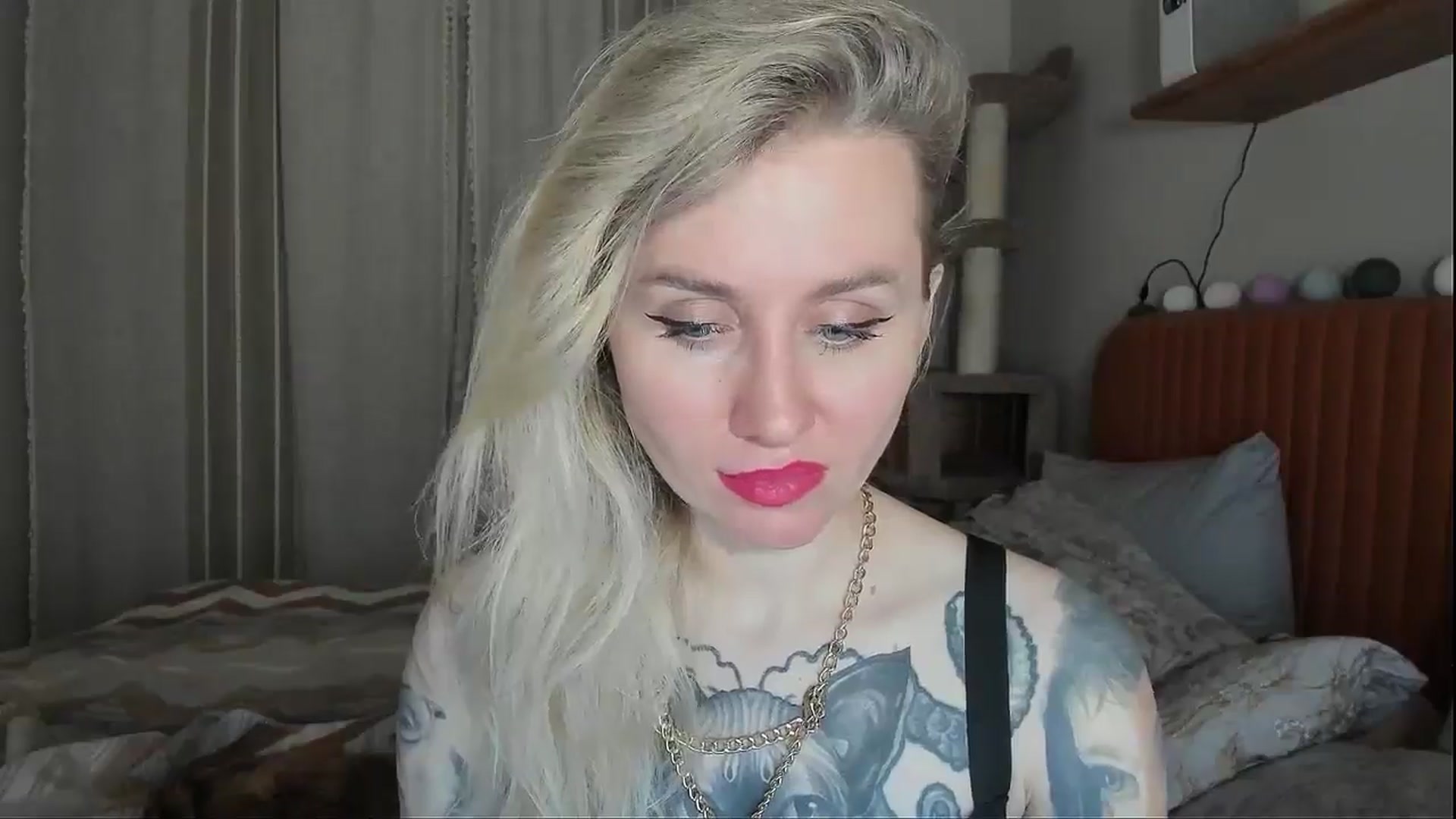Gallery image thumbnail from Alexa_Smithhh's myfreecams stream on, 11/10/2025, 20:15 image 20 of 20