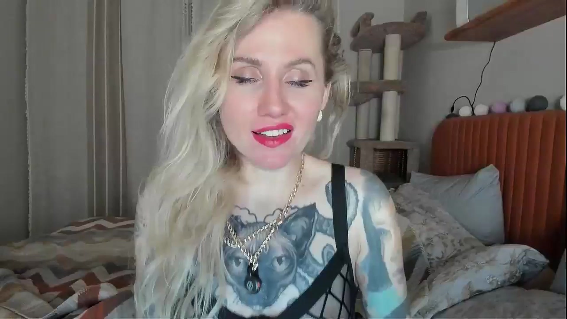 Gallery image thumbnail from Alexa_Smithhh's myfreecams stream on, 11/10/2025, 20:15 image 8 of 20