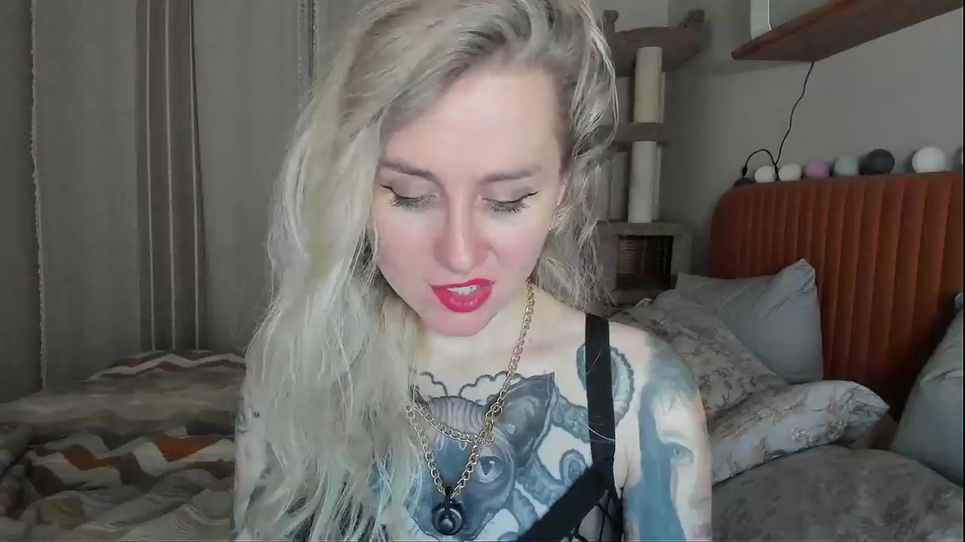 Gallery image thumbnail from Alexa_Smithhh's myfreecams stream on, 11/10/2025, 20:15 image 2 of 20