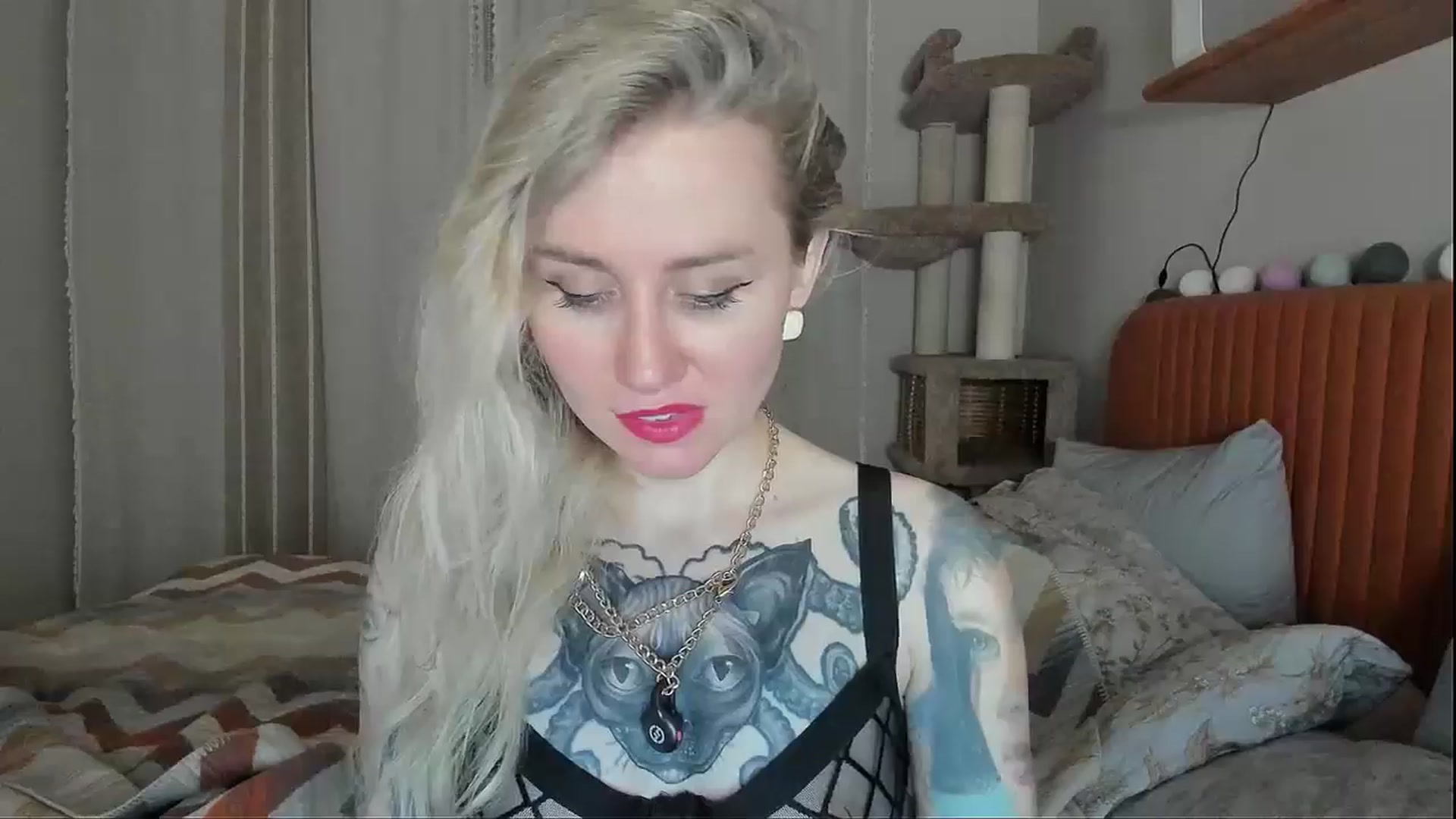 Gallery image thumbnail from Alexa_Smithhh's myfreecams stream on, 11/10/2025, 20:15 image 9 of 20