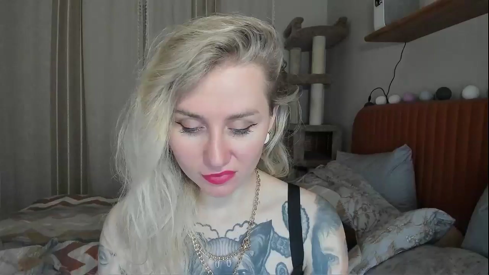 Gallery image thumbnail from Alexa_Smithhh's myfreecams stream on, 11/10/2025, 20:36 image 14 of 20