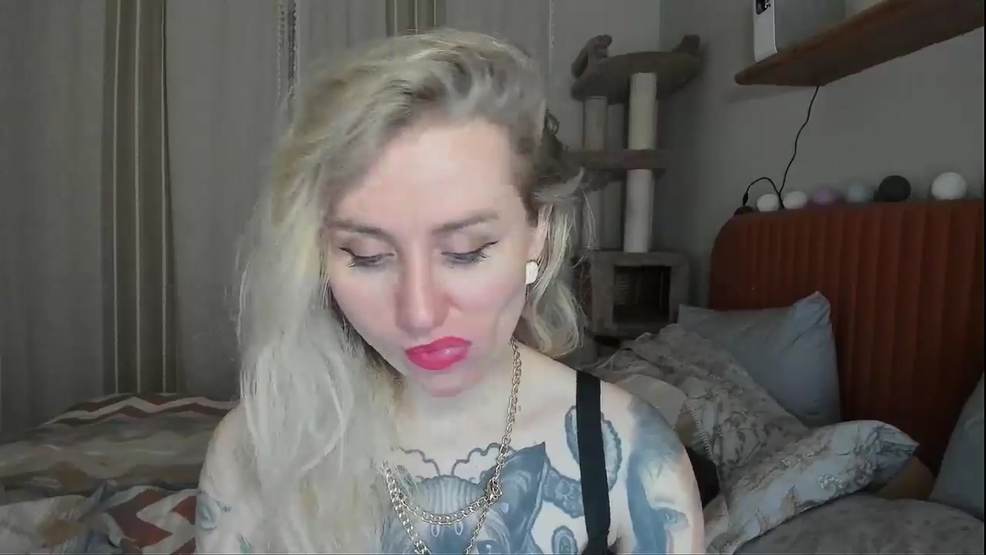 Gallery image thumbnail from Alexa_Smithhh's myfreecams stream on, 11/10/2025, 20:36 image 17 of 20