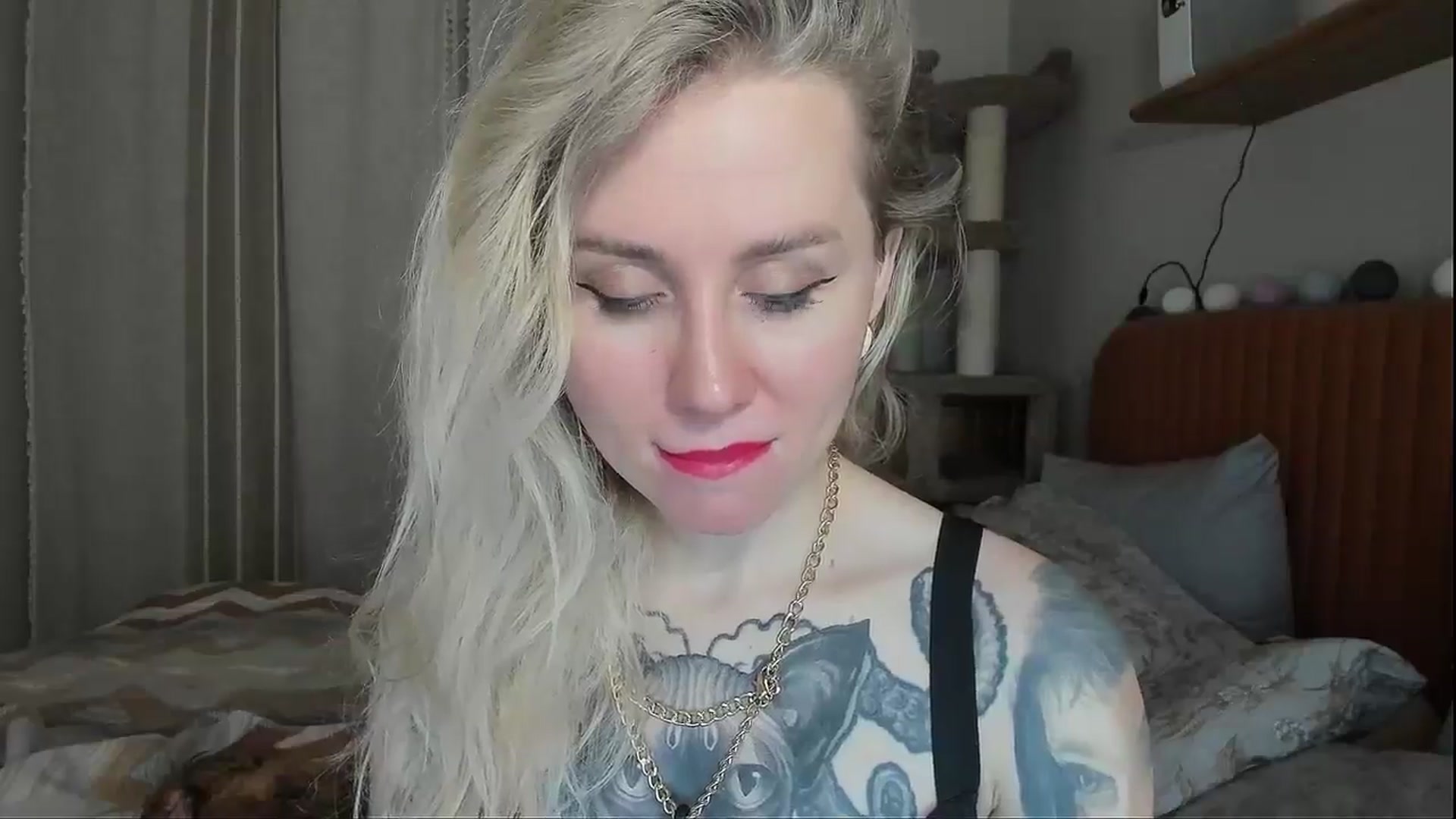 Gallery image thumbnail from Alexa_Smithhh's myfreecams stream on, 11/10/2025, 20:36 image 6 of 20