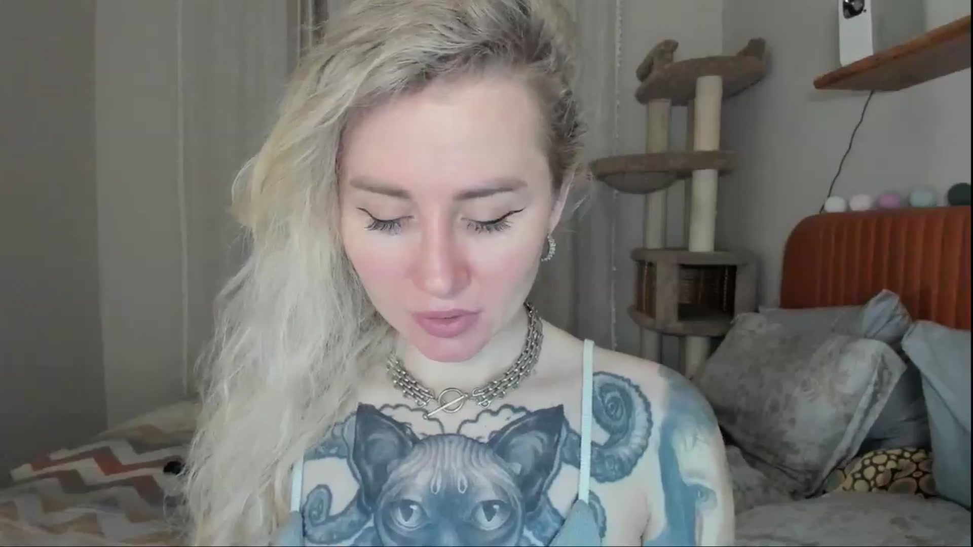 Gallery image thumbnail from Alexa_Smithhh's myfreecams stream on, 11/21/2025, 19:01 image 5 of 20