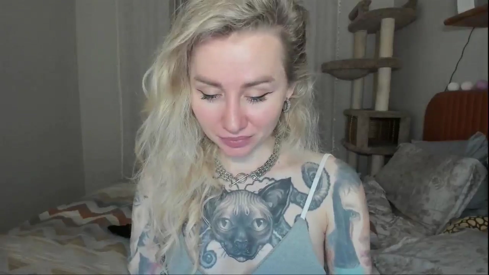 Gallery image thumbnail from Alexa_Smithhh's myfreecams stream on, 11/21/2025, 19:01 image 2 of 20