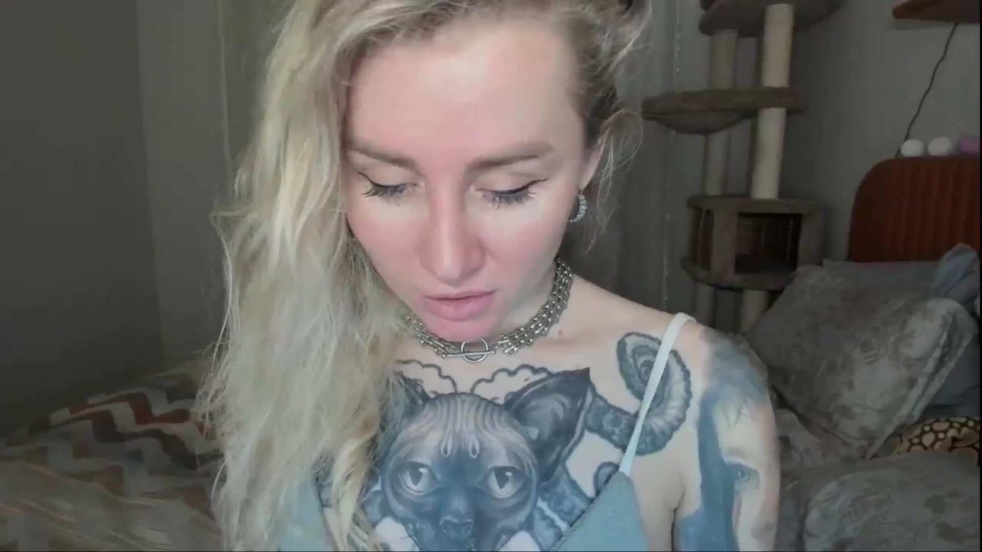 Gallery image thumbnail from Alexa_Smithhh's myfreecams stream on, 11/21/2025, 20:23 image 14 of 20