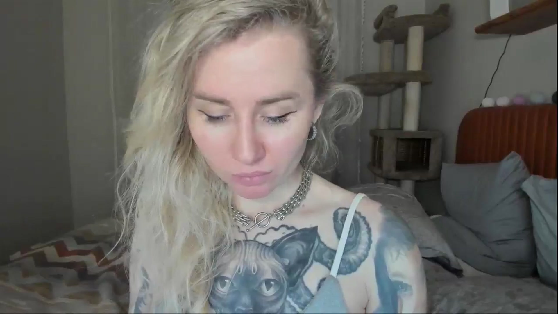 Gallery image thumbnail from Alexa_Smithhh's myfreecams stream on, 11/21/2025, 20:37 image 7 of 20