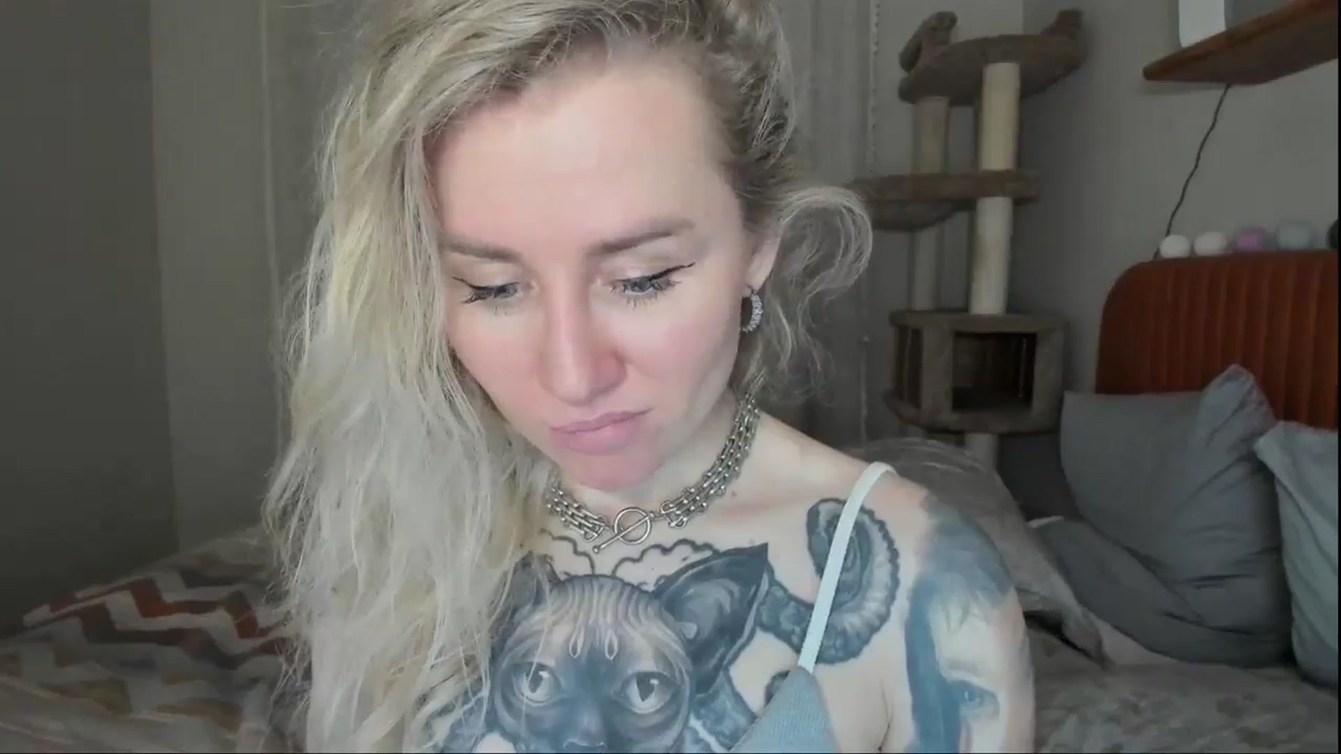 Gallery image thumbnail from Alexa_Smithhh's myfreecams stream on, 11/21/2025, 20:37 image 6 of 20