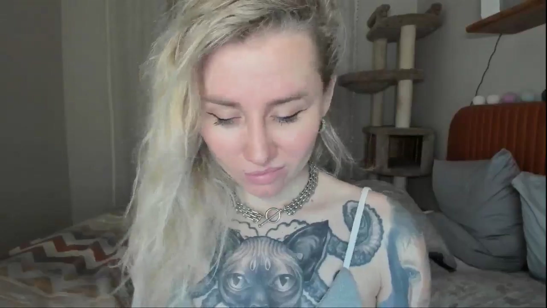 Gallery image thumbnail from Alexa_Smithhh's myfreecams stream on, 11/21/2025, 20:37 image 8 of 20