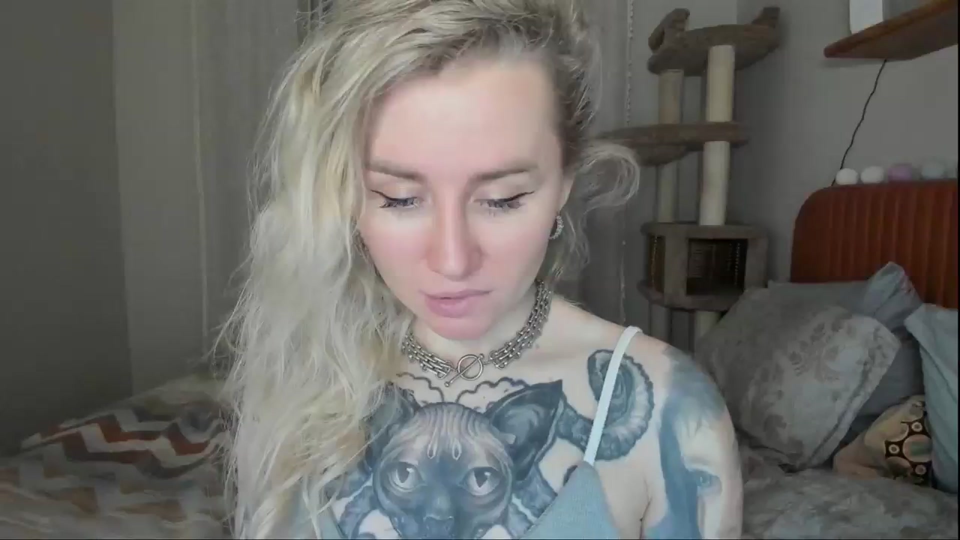 Gallery image thumbnail from Alexa_Smithhh's myfreecams stream on, 11/21/2025, 20:37 image 1 of 20