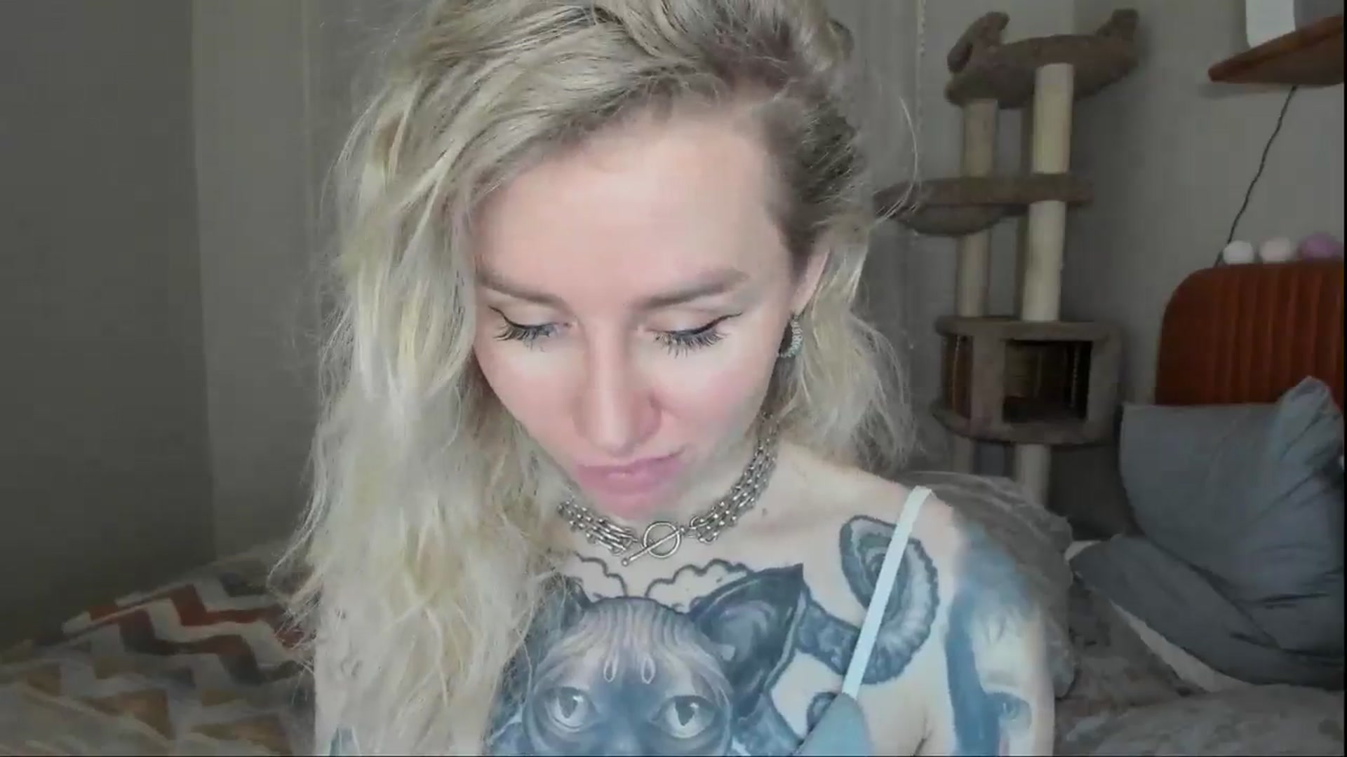 Gallery image thumbnail from Alexa_Smithhh's myfreecams stream on, 11/21/2025, 20:37 image 18 of 20