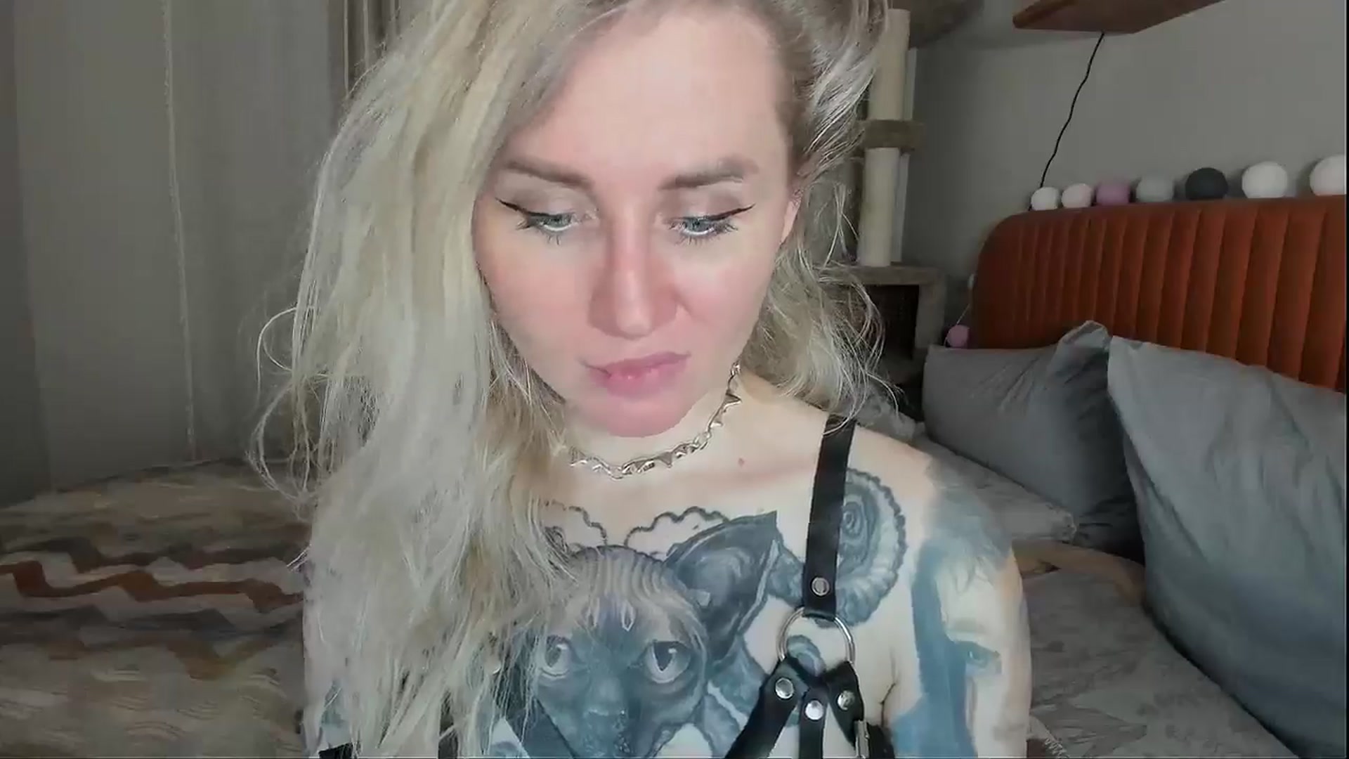 Gallery image thumbnail from Alexa_Smithhh's myfreecams stream on, 11/24/2025, 21:16 image 16 of 20