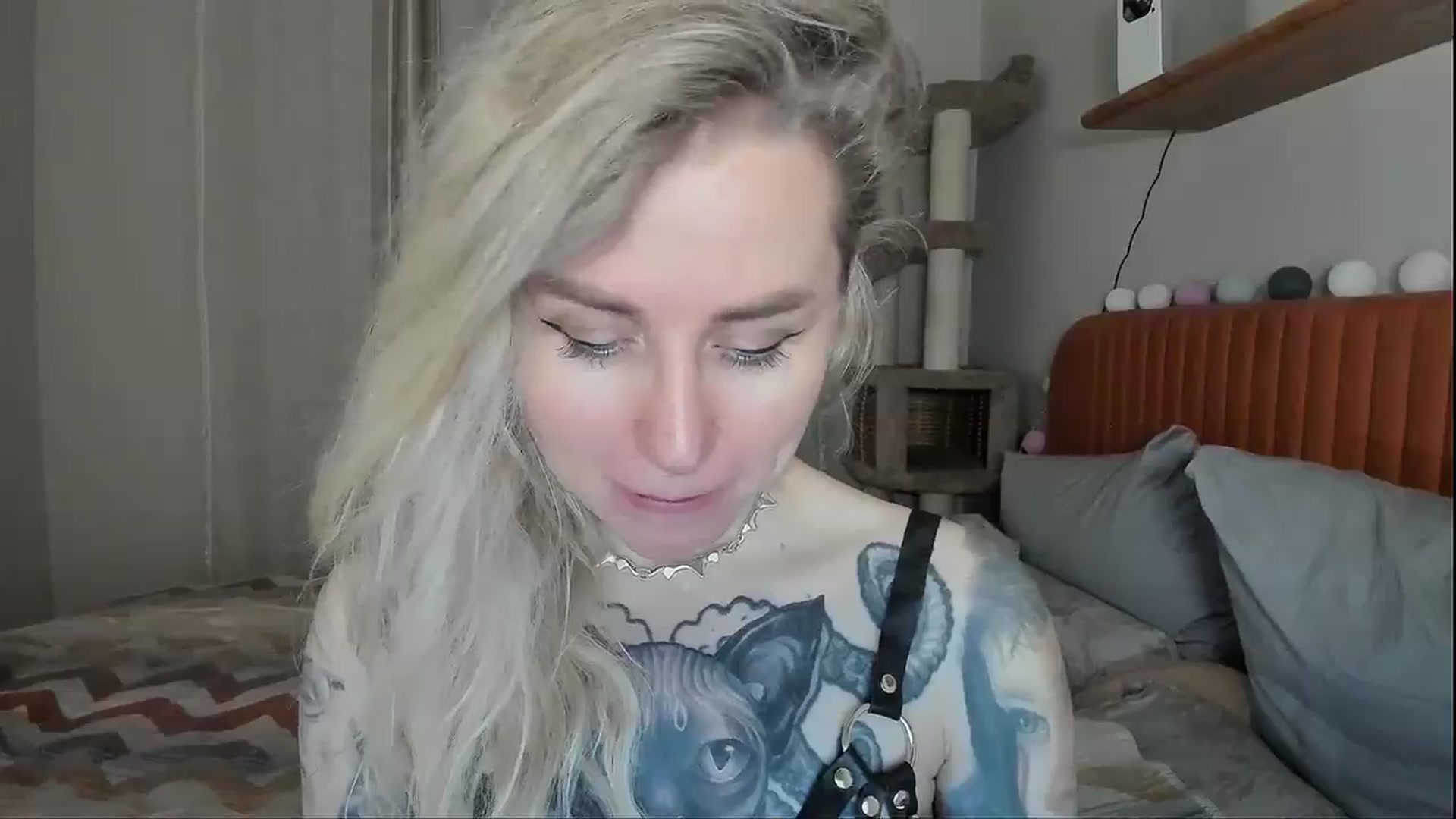 Gallery image thumbnail from Alexa_Smithhh's myfreecams stream on, 11/24/2025, 21:16 image 4 of 20
