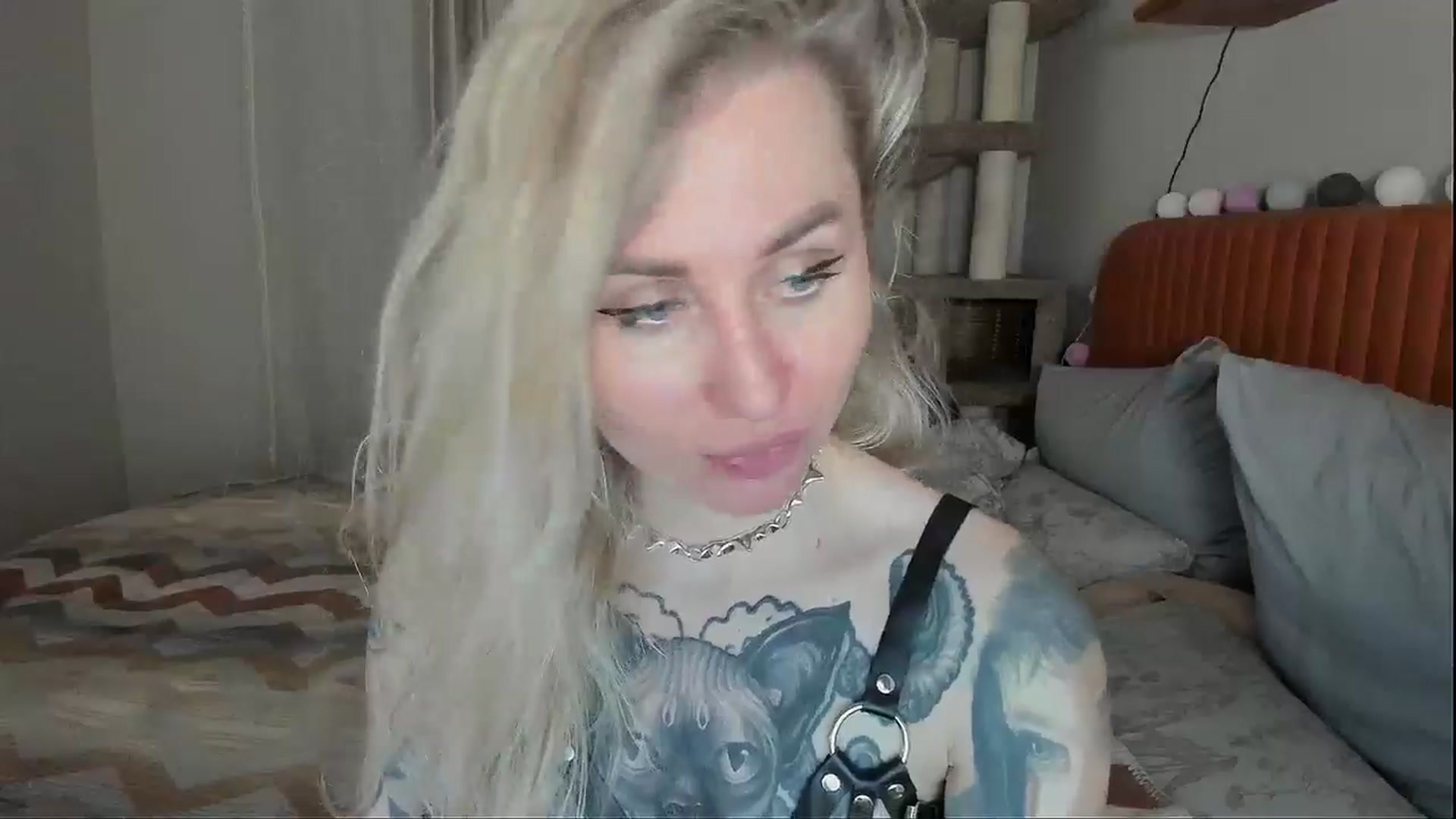 Gallery image thumbnail from Alexa_Smithhh's myfreecams stream on, 11/24/2025, 21:16 image 15 of 20