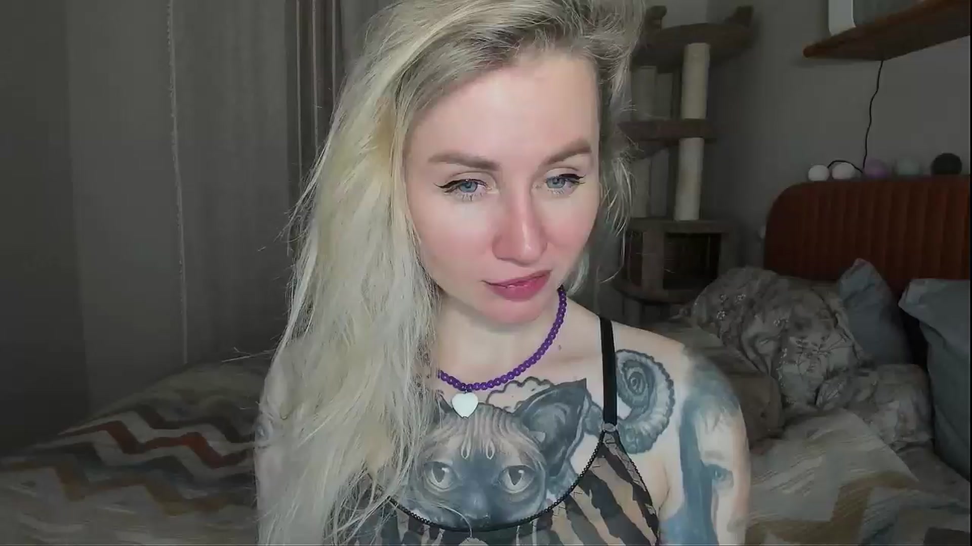 Gallery image thumbnail from Alexa_Smithhh's myfreecams stream on, 11/25/2025, 18:23 image 1 of 20