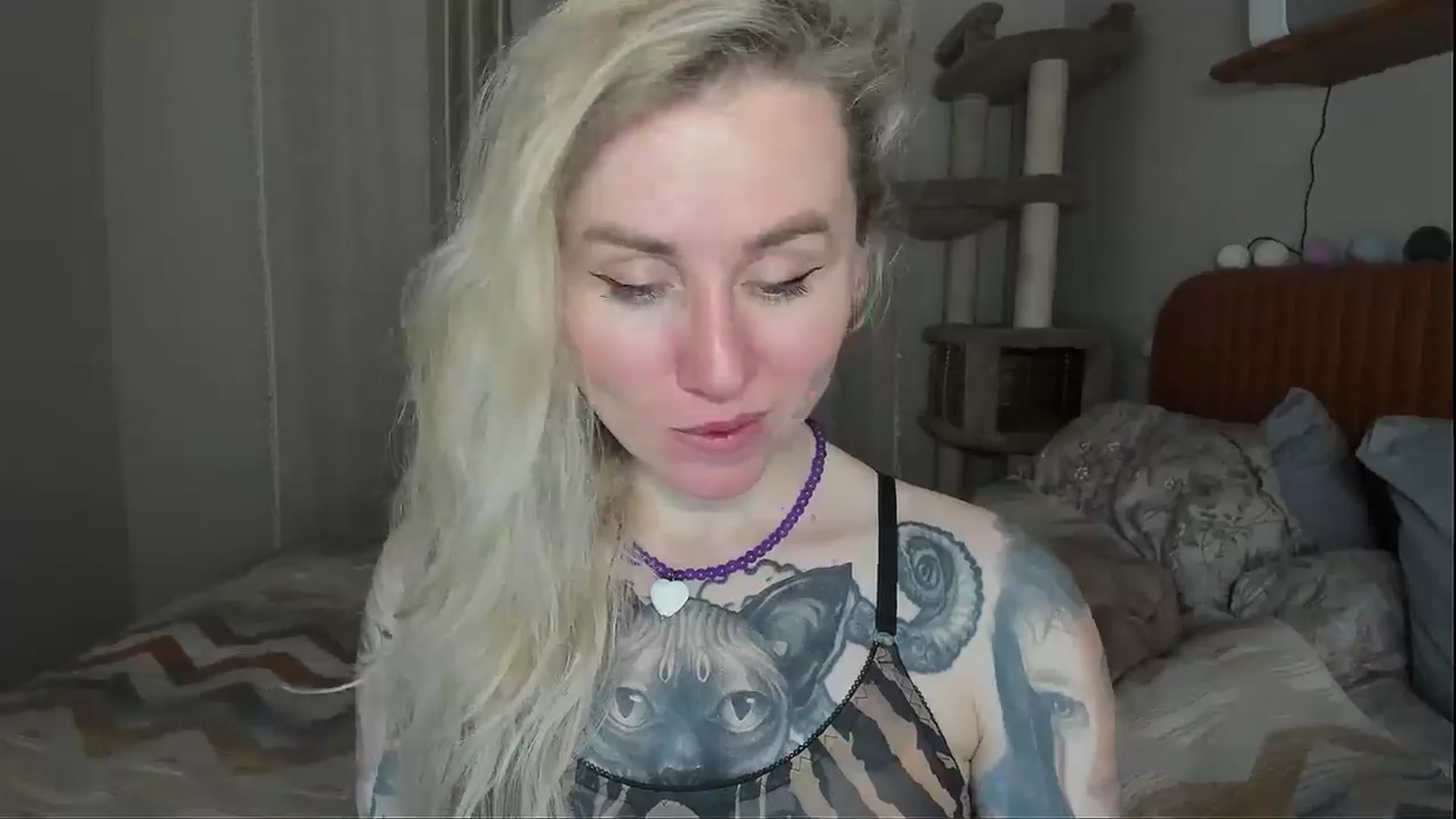 Gallery image thumbnail from Alexa_Smithhh's myfreecams stream on, 11/25/2025, 18:23 image 14 of 20
