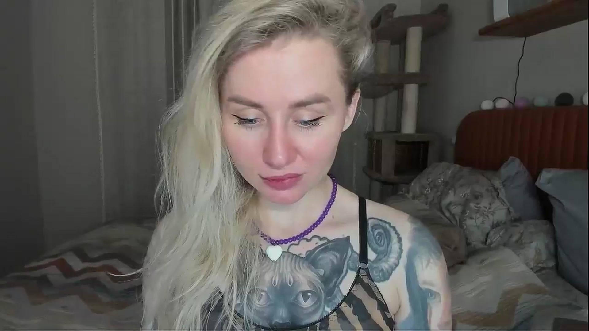 Gallery image thumbnail from Alexa_Smithhh's myfreecams stream on, 11/25/2025, 18:23 image 7 of 20