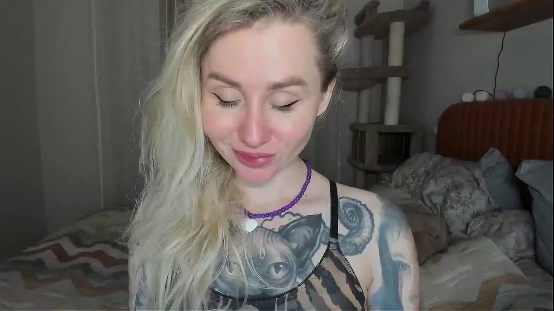Gallery image thumbnail from Alexa_Smithhh's myfreecams stream on, 11/25/2025, 18:23 image 9 of 20