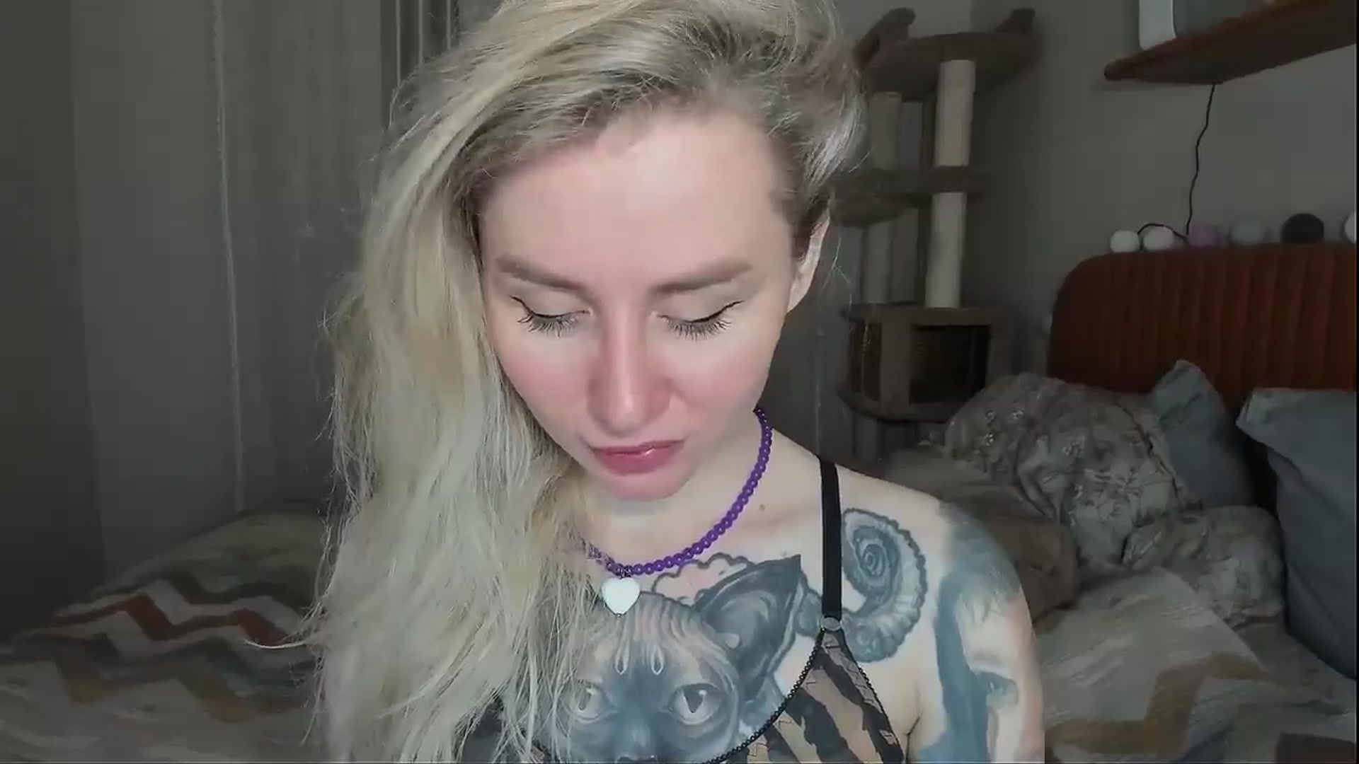 Gallery image thumbnail from Alexa_Smithhh's myfreecams stream on, 11/25/2025, 18:23 image 8 of 20