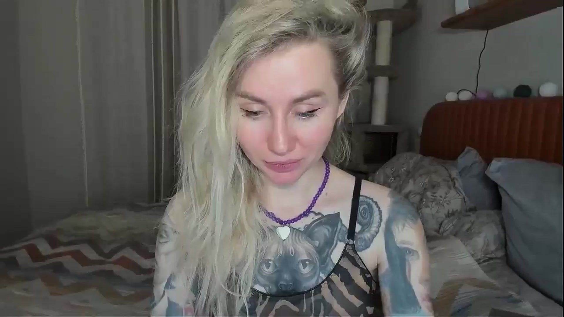 Gallery image thumbnail from Alexa_Smithhh's myfreecams stream on, 11/25/2025, 21:03 image 12 of 20