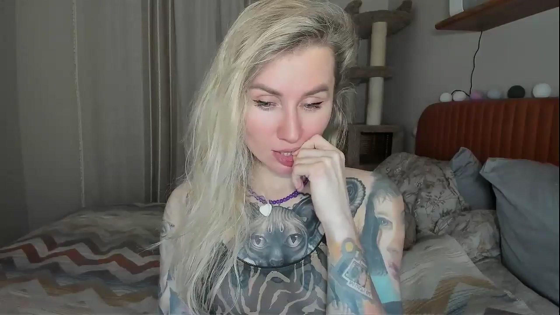 Gallery image thumbnail from Alexa_Smithhh's myfreecams stream on, 11/25/2025, 21:03 image 5 of 20