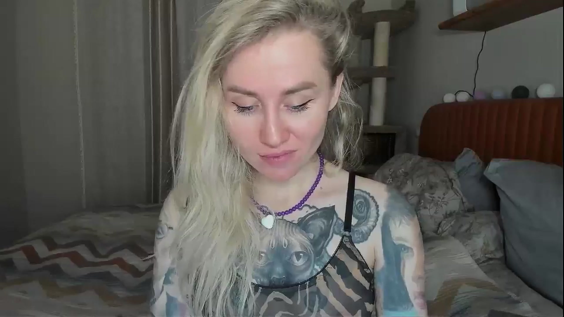 Gallery image thumbnail from Alexa_Smithhh's myfreecams stream on, 11/25/2025, 21:03 image 6 of 20