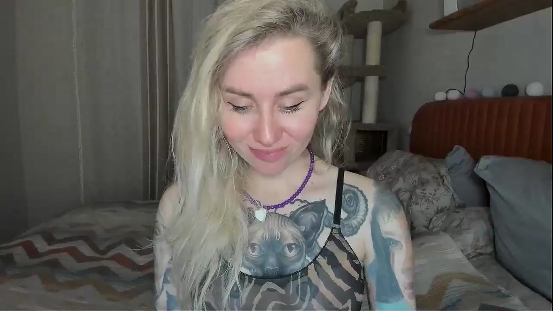 Gallery image thumbnail from Alexa_Smithhh's myfreecams stream on, 11/25/2025, 21:03 image 9 of 20