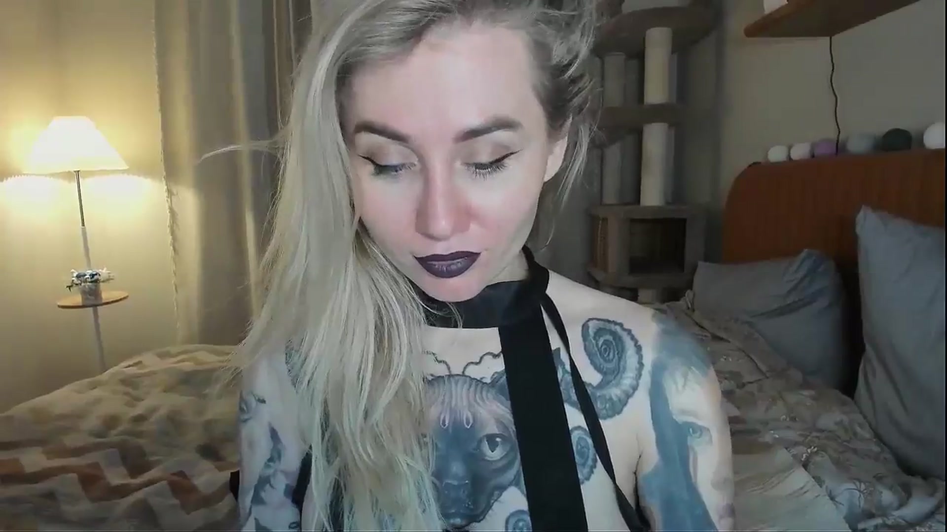 Gallery image thumbnail from Alexa_Smithhh's myfreecams stream on, 12/01/2025, 18:10 image 19 of 20