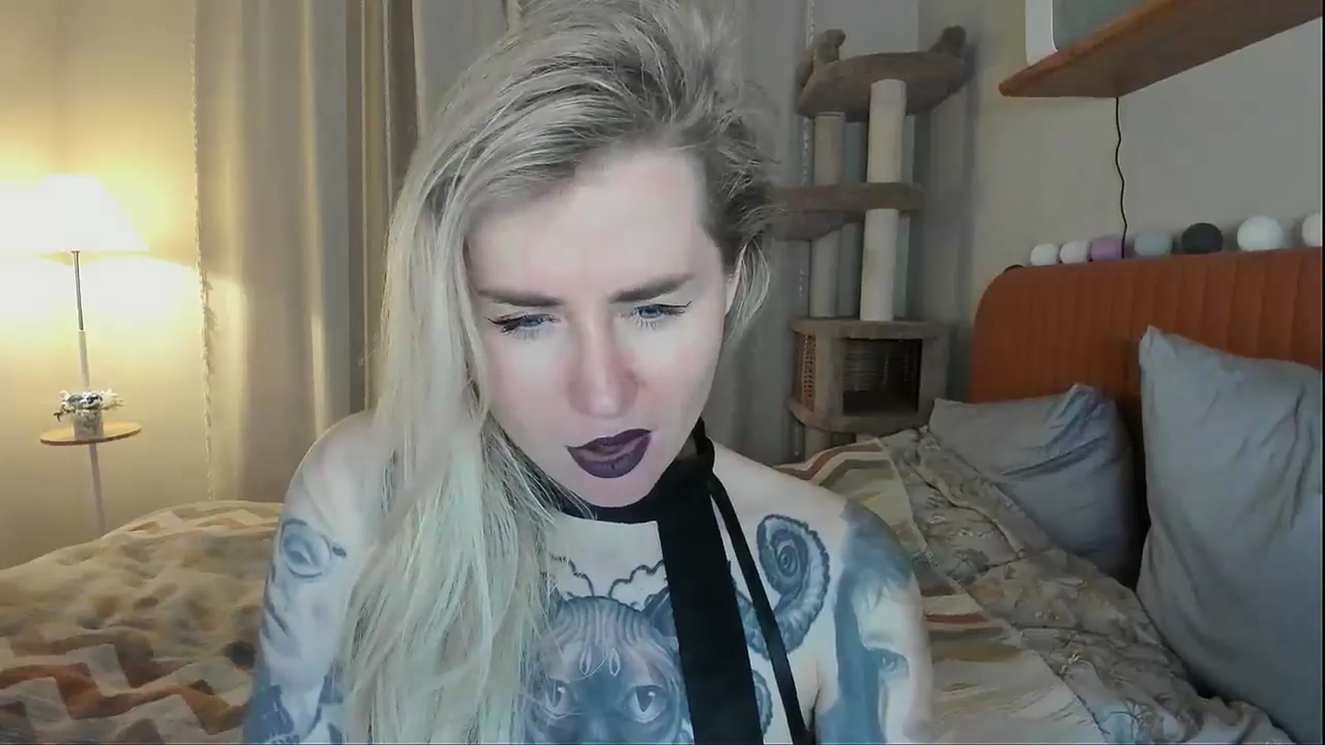 Gallery image thumbnail from Alexa_Smithhh's myfreecams stream on, 12/01/2025, 18:10 image 15 of 20