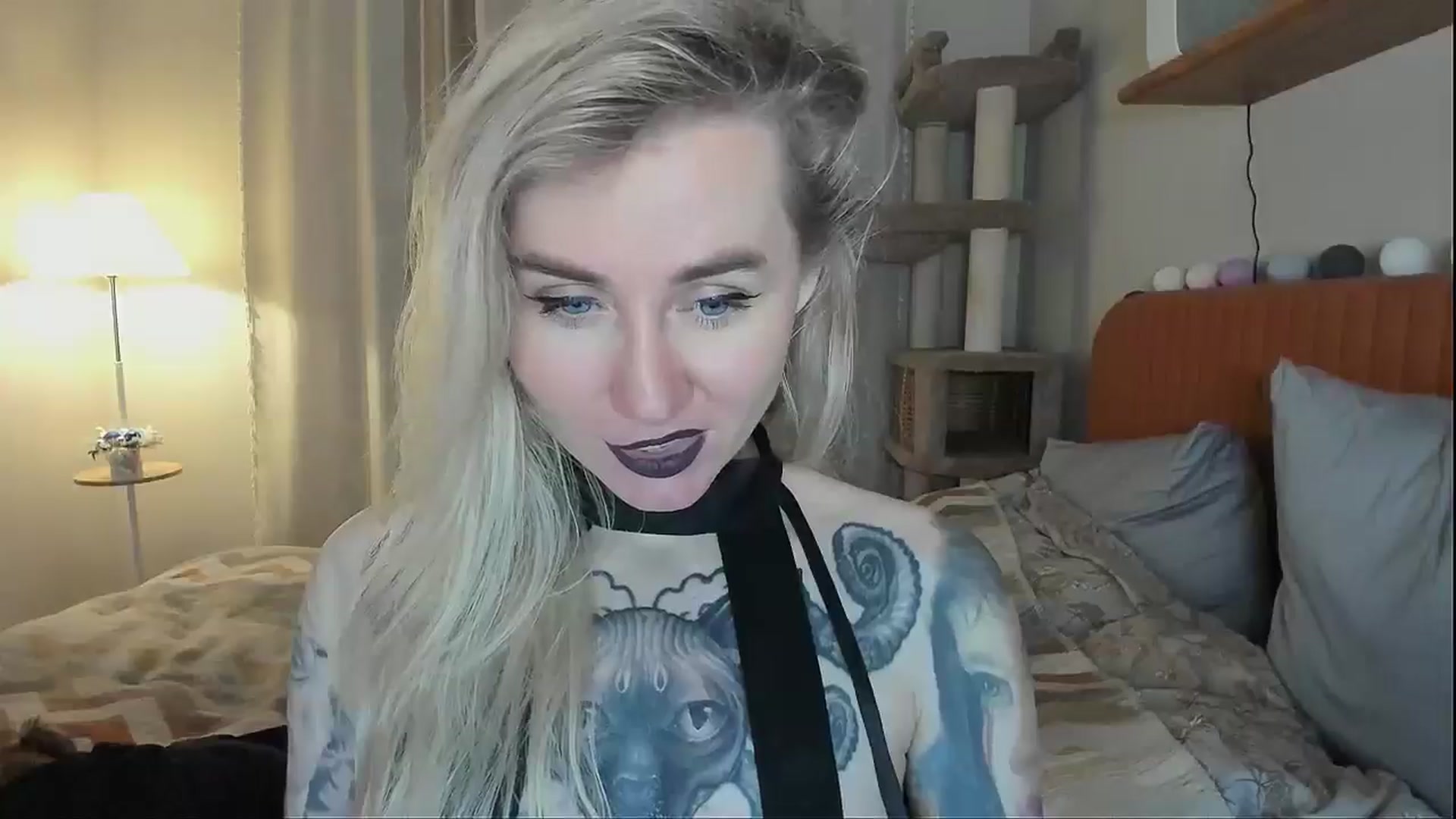 Gallery image thumbnail from Alexa_Smithhh's myfreecams stream on, 12/01/2025, 18:10 image 10 of 20